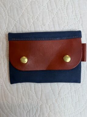 Passage One California Salzburg Card Wallet Navy Leather
